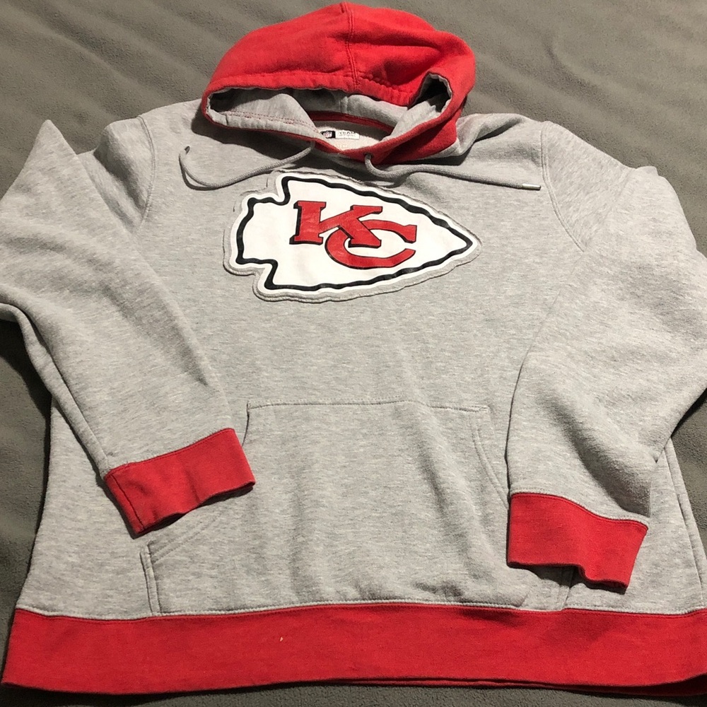Vintage Kansas City Chiefs NFL Team Apparel Gray Sweatshirt Hoodie w Raised Logo